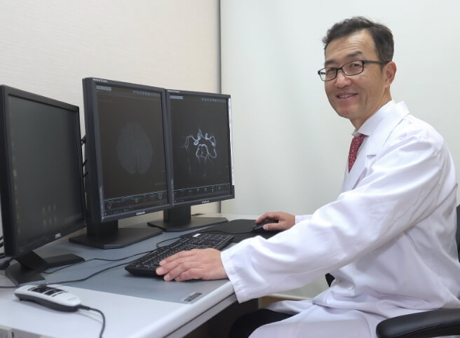 MRI・CTを用いた画像検査・診断を行う名医のイメージ